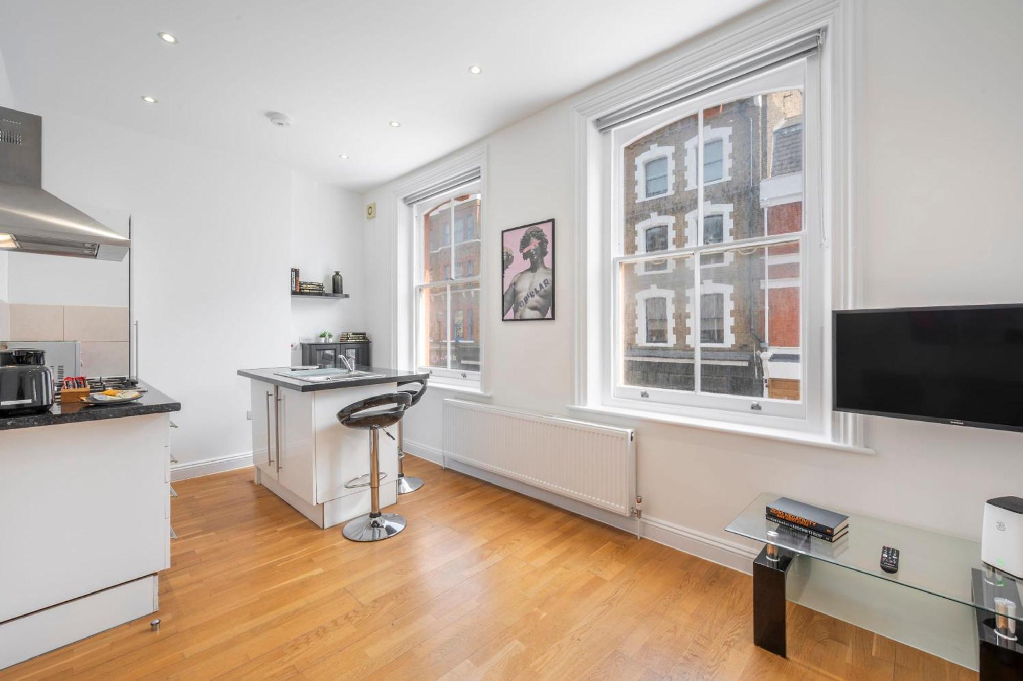 Dionysus' Den - Fitzrovia By Frankie Says Appartement